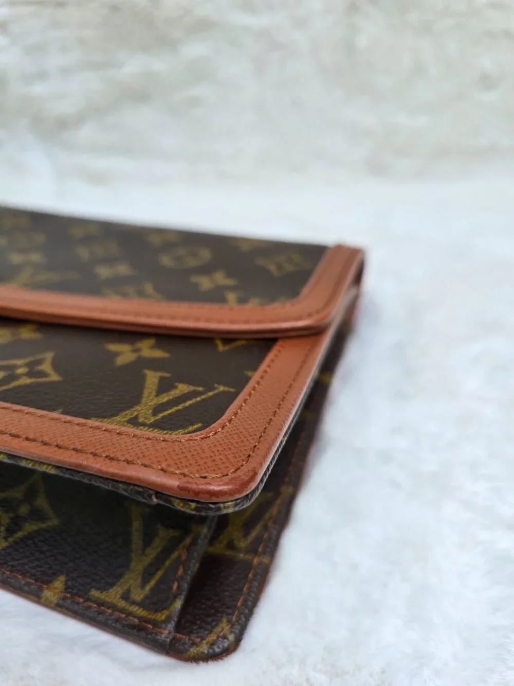 Authentic LOUIS VUITTON Pochette Dame GM Clutch Bag - Picture 5 of 13